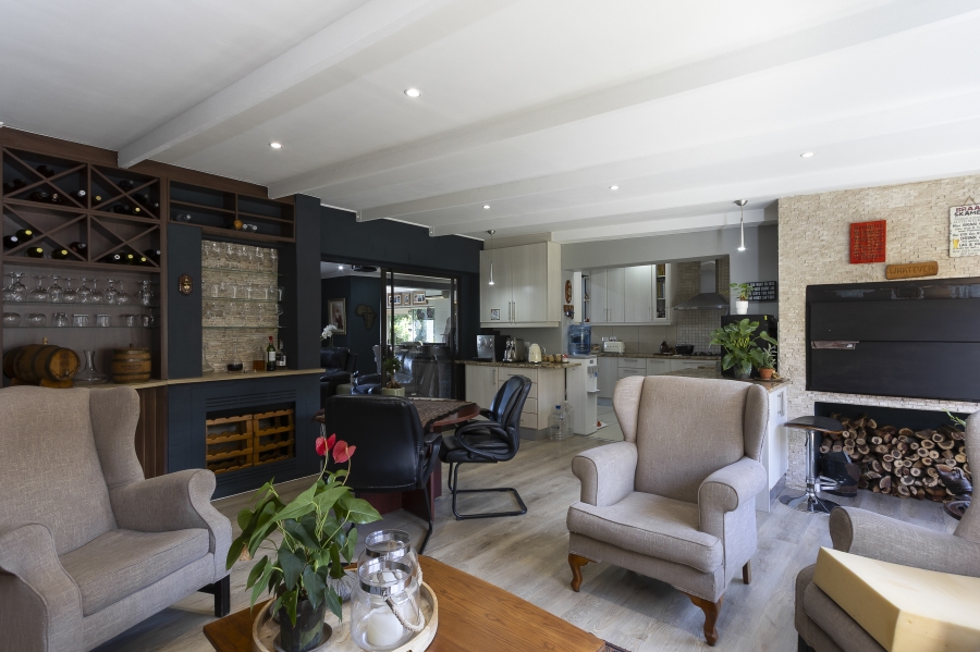 3 Bedroom Property for Sale in Helena Heights Western Cape